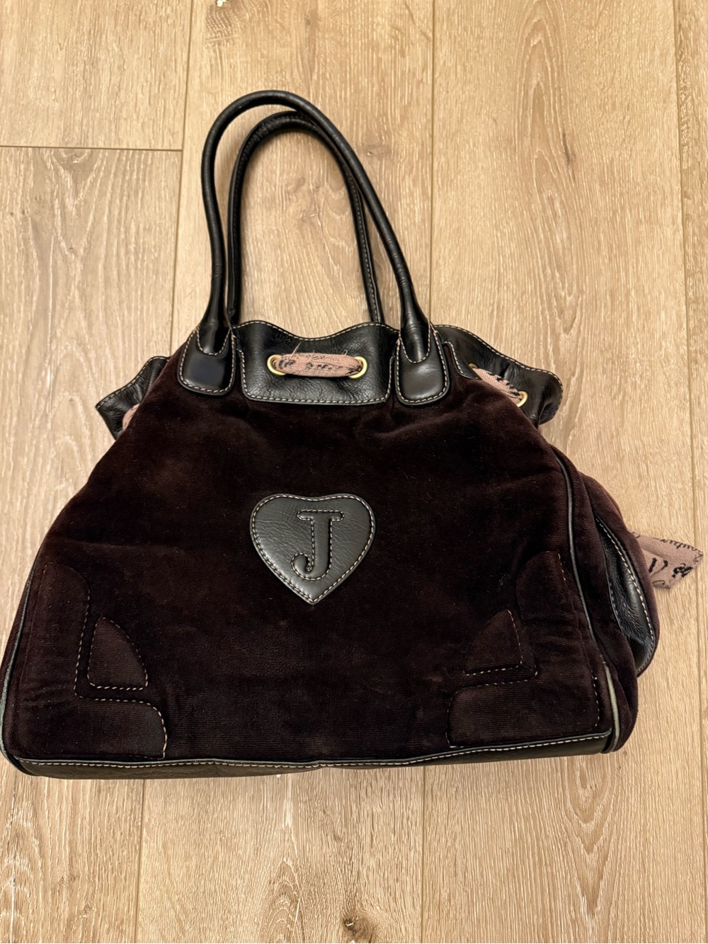 Vintage Juicy Couture Daydreamer Velour Brown Flower Appliqué Tote
Bag Purse Bow - Picture 2 of 12